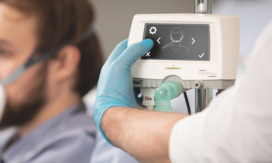 Mise en place du circuit de nCPAP nFlow™ sur l’InterFlow™